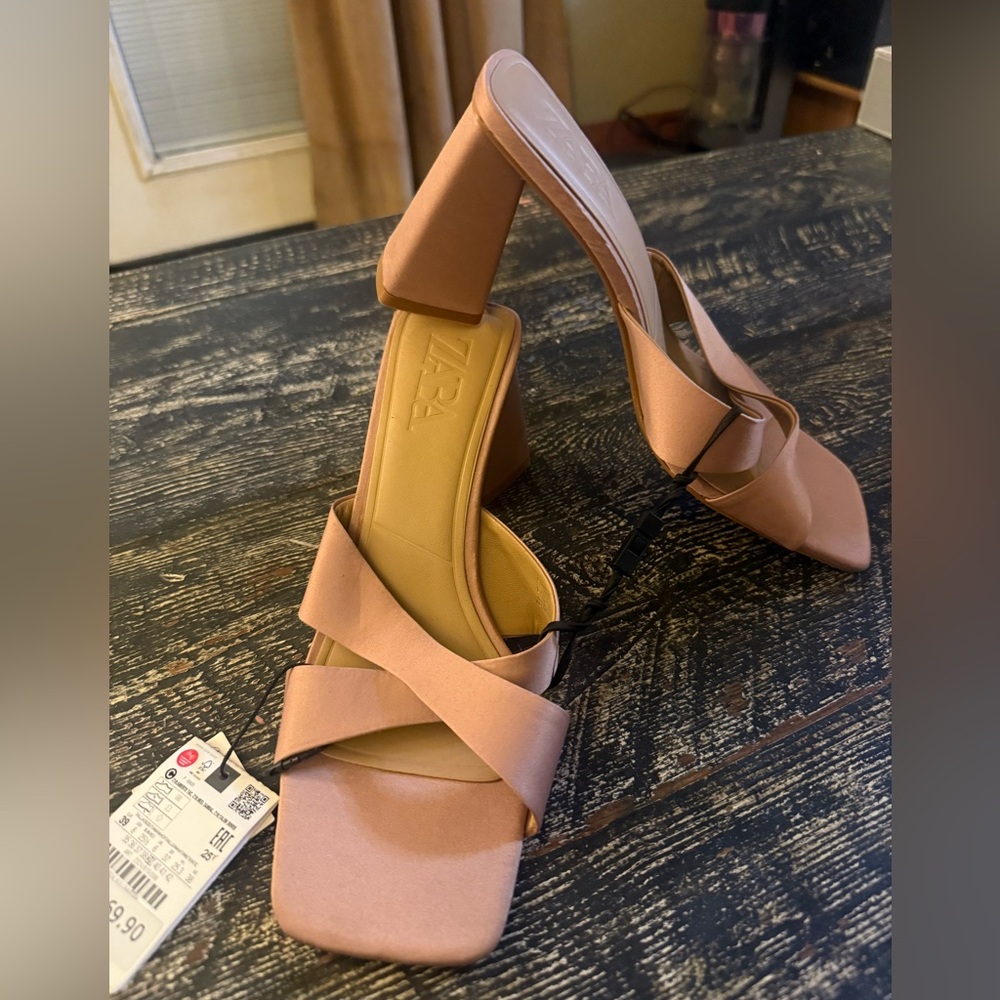 Zara Women's Nude Block Heel Sandals